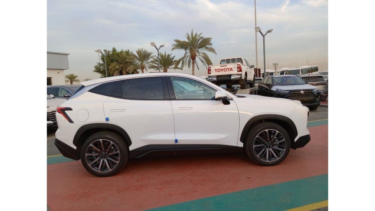 Jetour Dashing 1.6L Turbo Full option FWD SUV White color ( for local registration +10%)