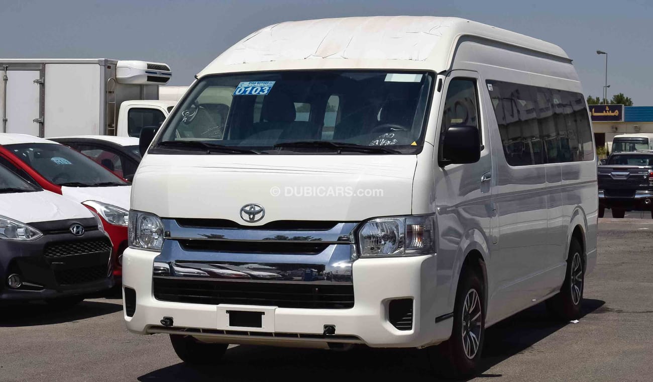 Toyota Hiace HIROOF GL  15 SEATR PETROL   MODEL 2020 MAUANL TRANSMISSION ONLY FOR EXPORT