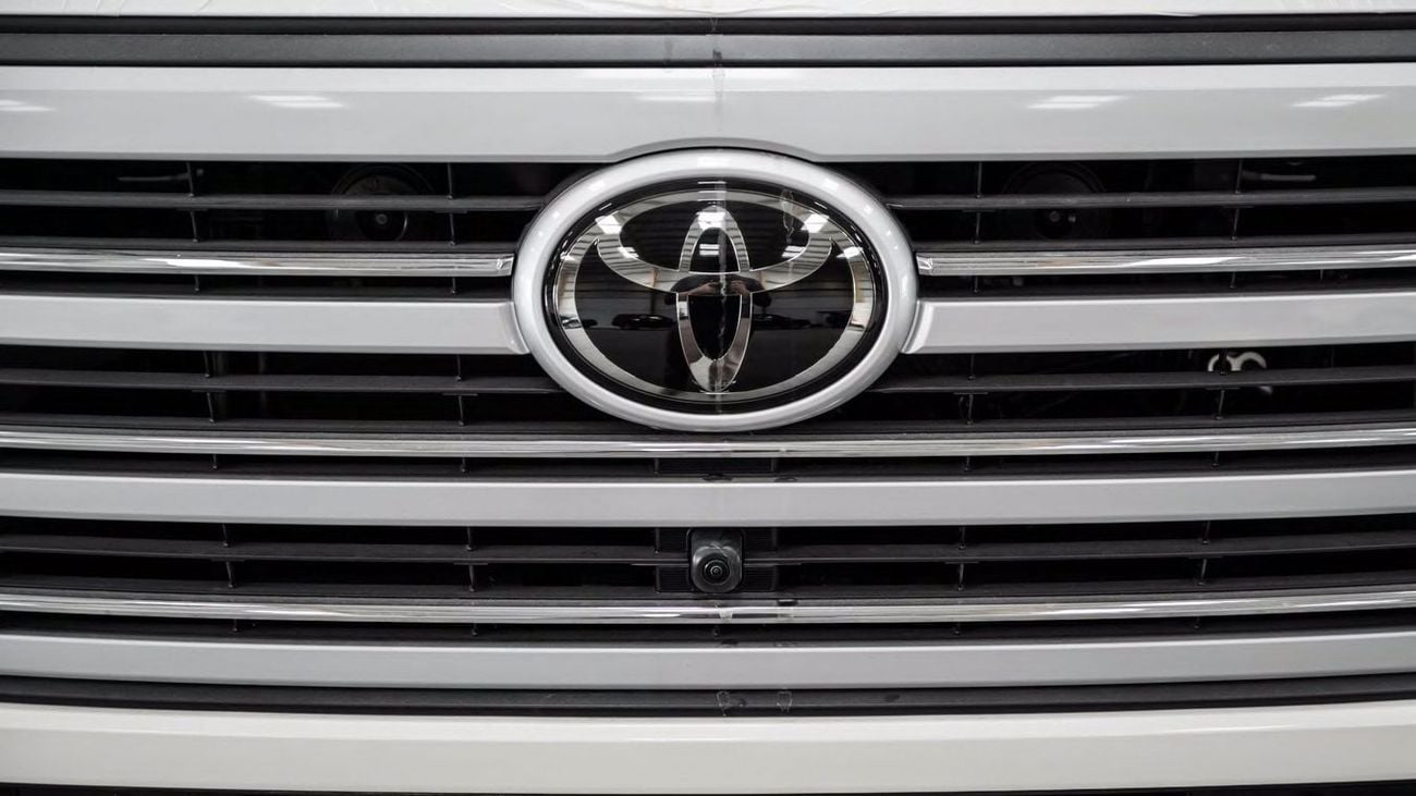 تويوتا لاند كروزر TOYOTA LAND CRUISER VX 4.0 Full option with Radar 2026