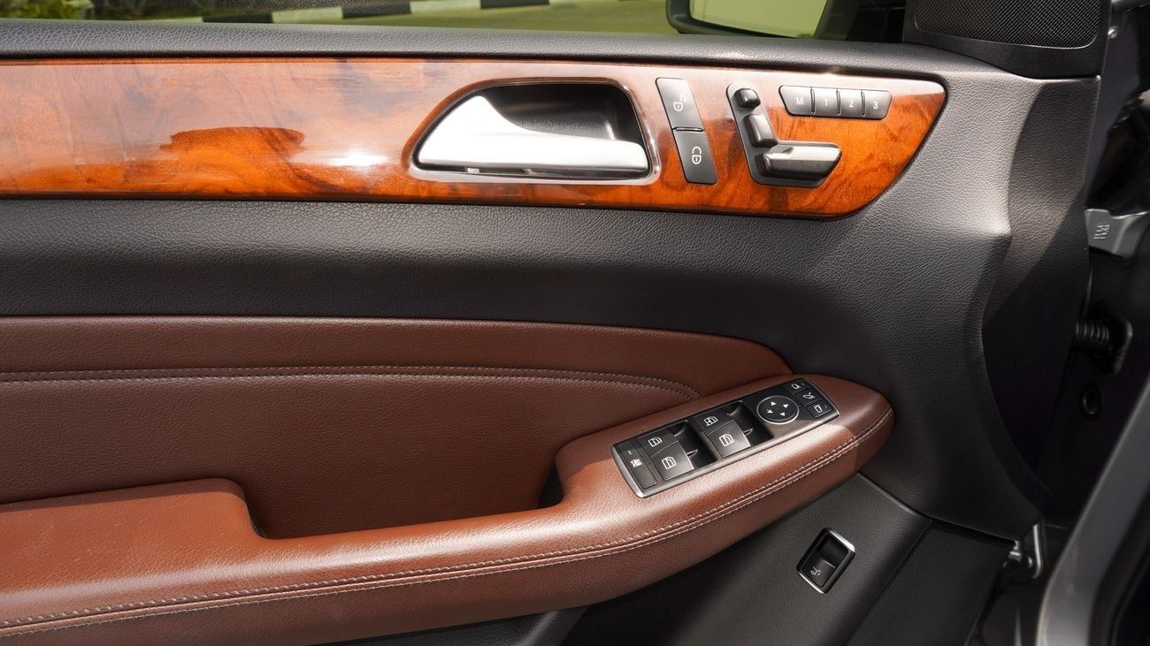 مرسيدس بنز ML 400 4MATIC 2015!! GCC SPECS