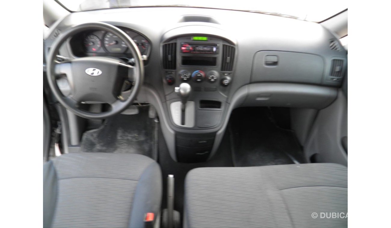 Hyundai H-1 2015 9 seats ref#875