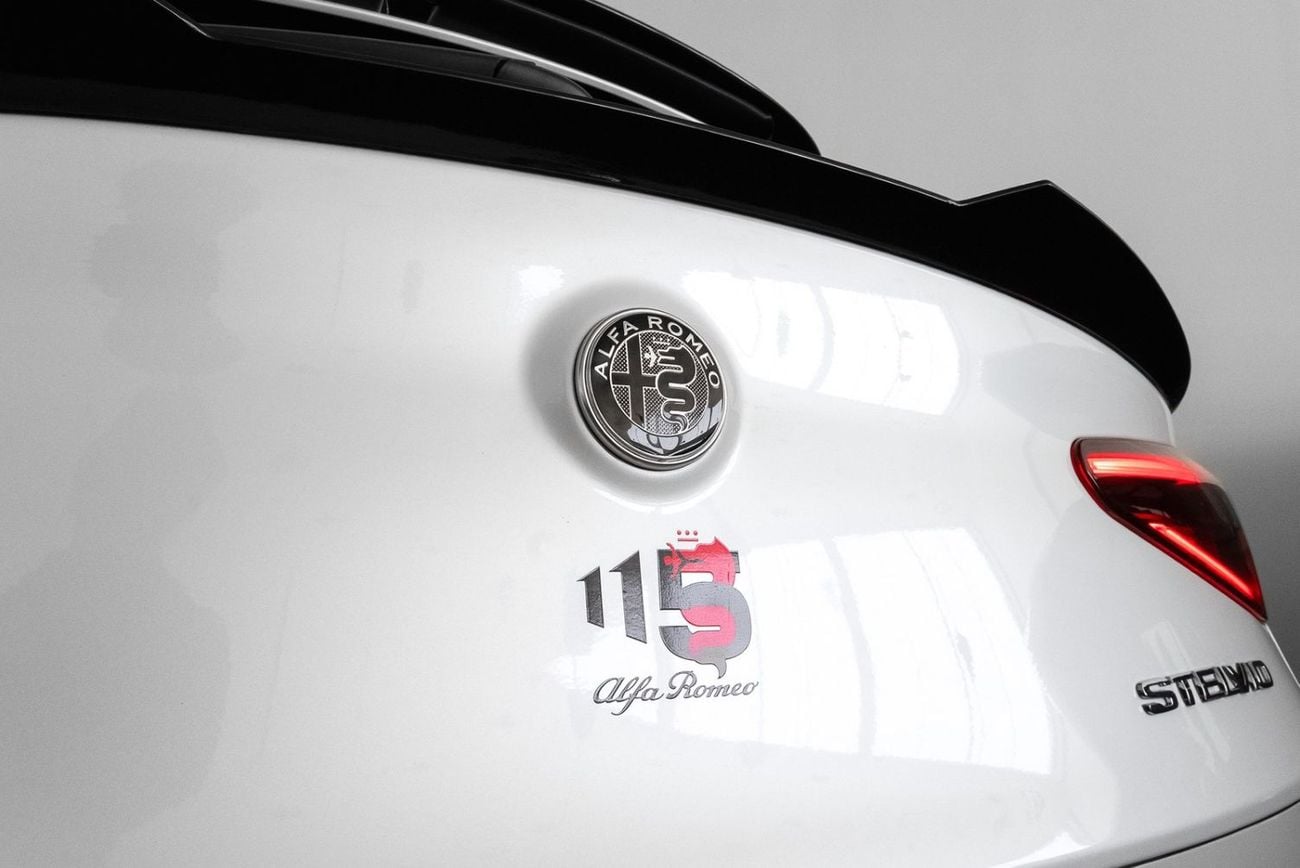 Alfa Romeo Stelvio QUADRIFOGLIO