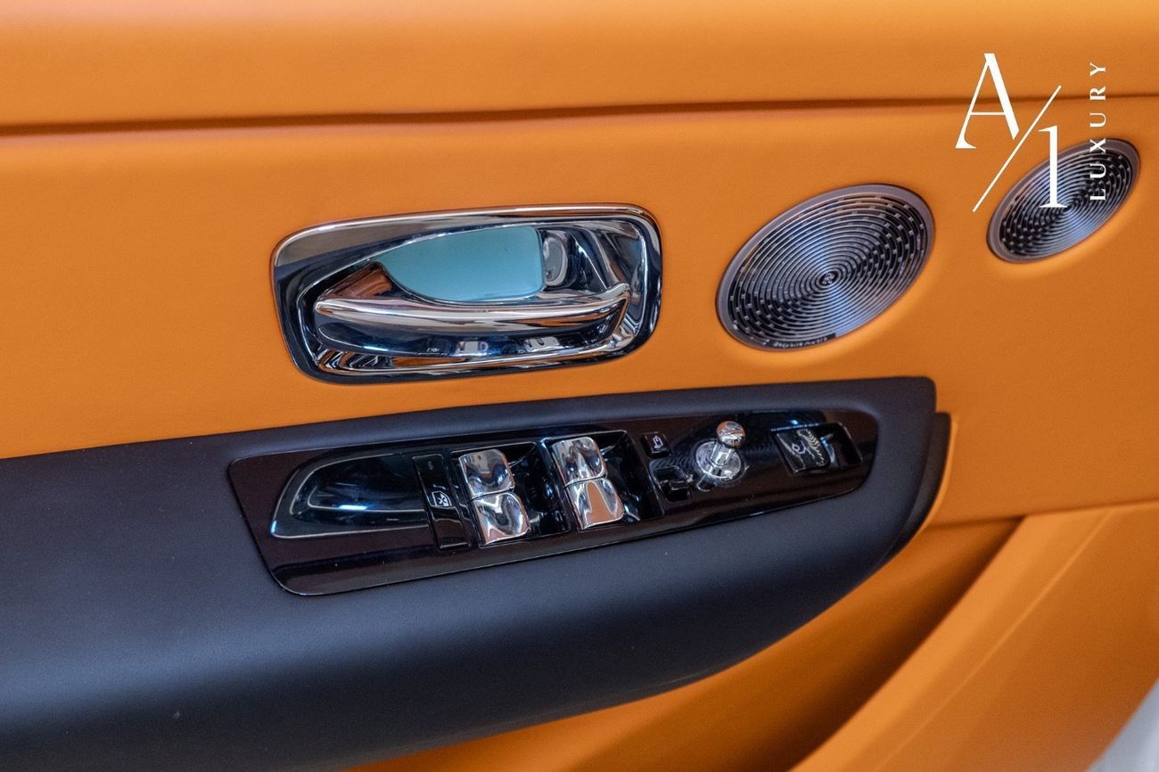 Rolls-Royce Cullinan 2025 Rolls Royce Cullinan V12, Like Brand New, Delivery kms, Fully Loaded, Japanese Spec