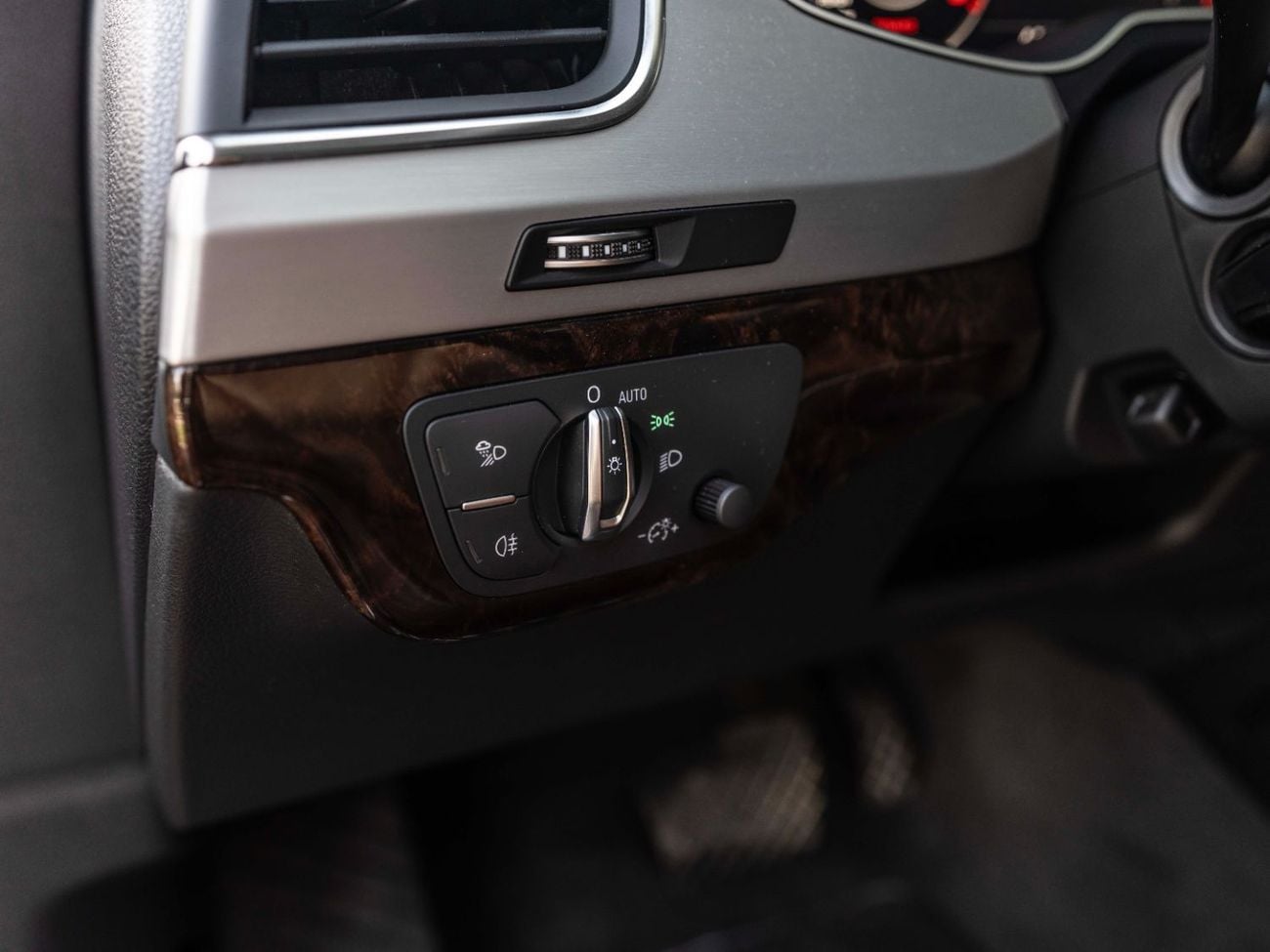 أودي Q7 55 TFSI