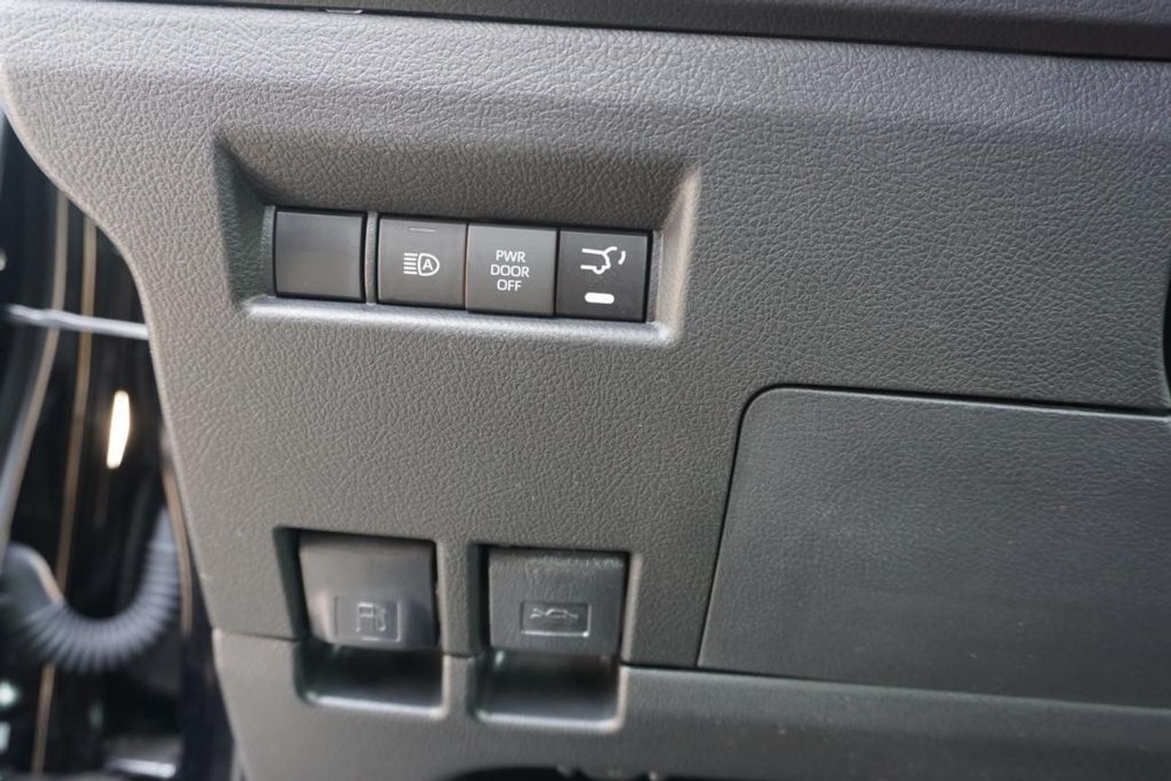 Toyota Granvia 3.5L PETROL V6 AUTOMATIC TRANSMISSION WITH RADAR CRUISE CONTROL  ( FOR RE-EXPORT ONLY )