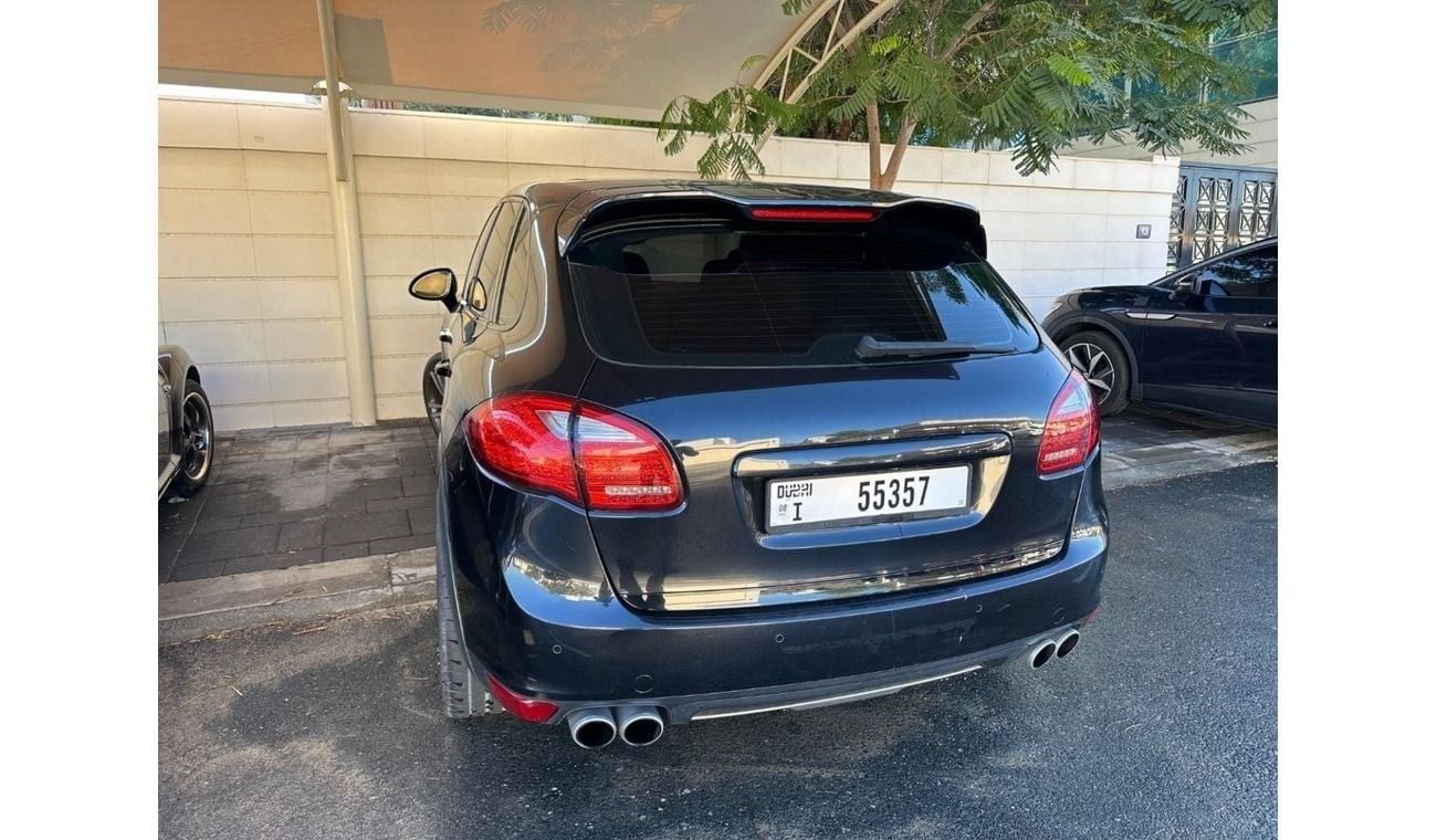 Porsche Cayenne Turbo 4.8L (500 HP) | 2011 | GCC Specs | First Owner | V8 Twin-Turbo 500 HP | Perfect Condition
