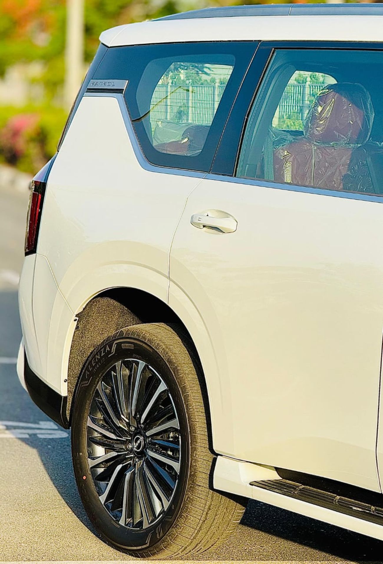 Nissan Patrol 3.5TT PLATINUM LE 2026 WHITE INSIDE TAN WITH | ADAPTIVE AIR SUSPENSION |  HYDRAULICS| 360 CAMERA | 2