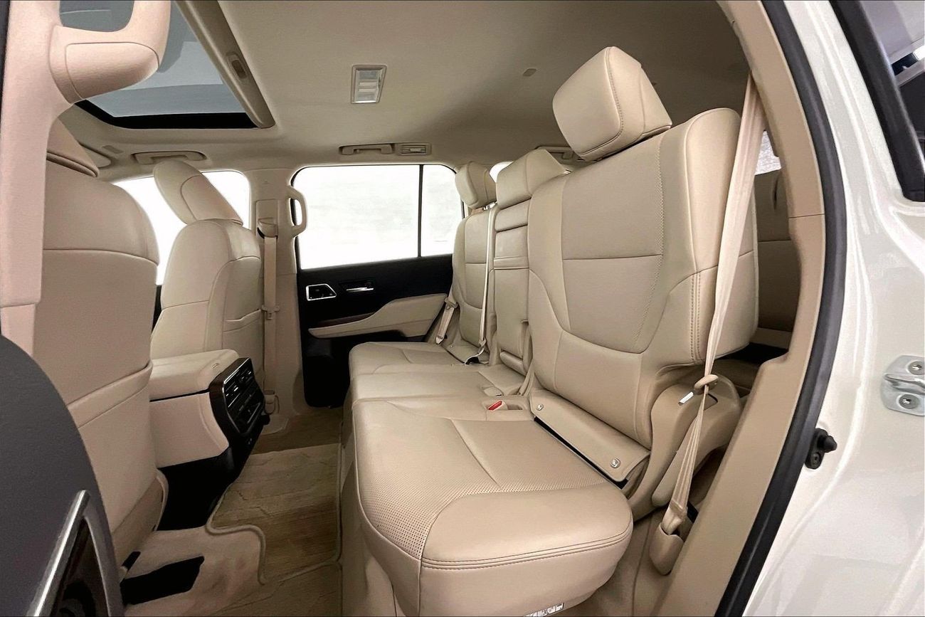 Toyota Land Cruiser GXR | National Day Celebration | Guaranteed Warranty | 0 Down Payment