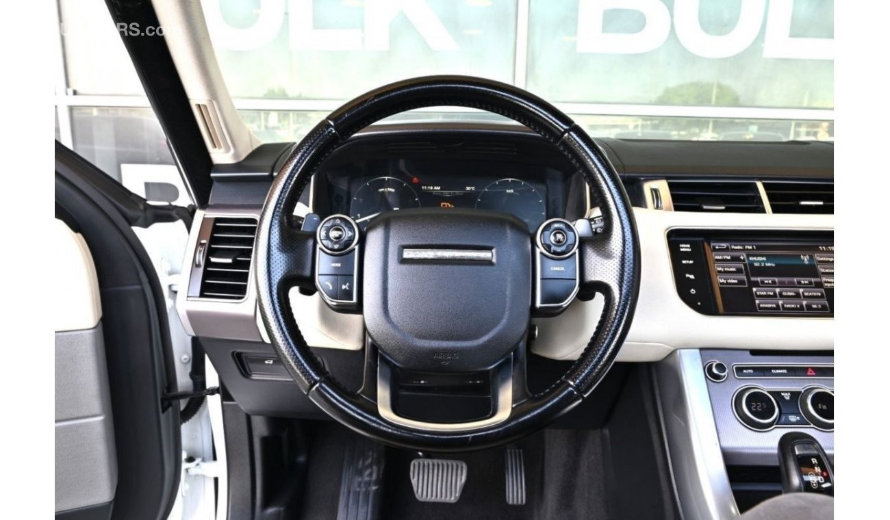 Land Rover Range Rover Sport HSE Range Rover Sport - Panoramic Roof - V6 Engine - GCC - Black Edition