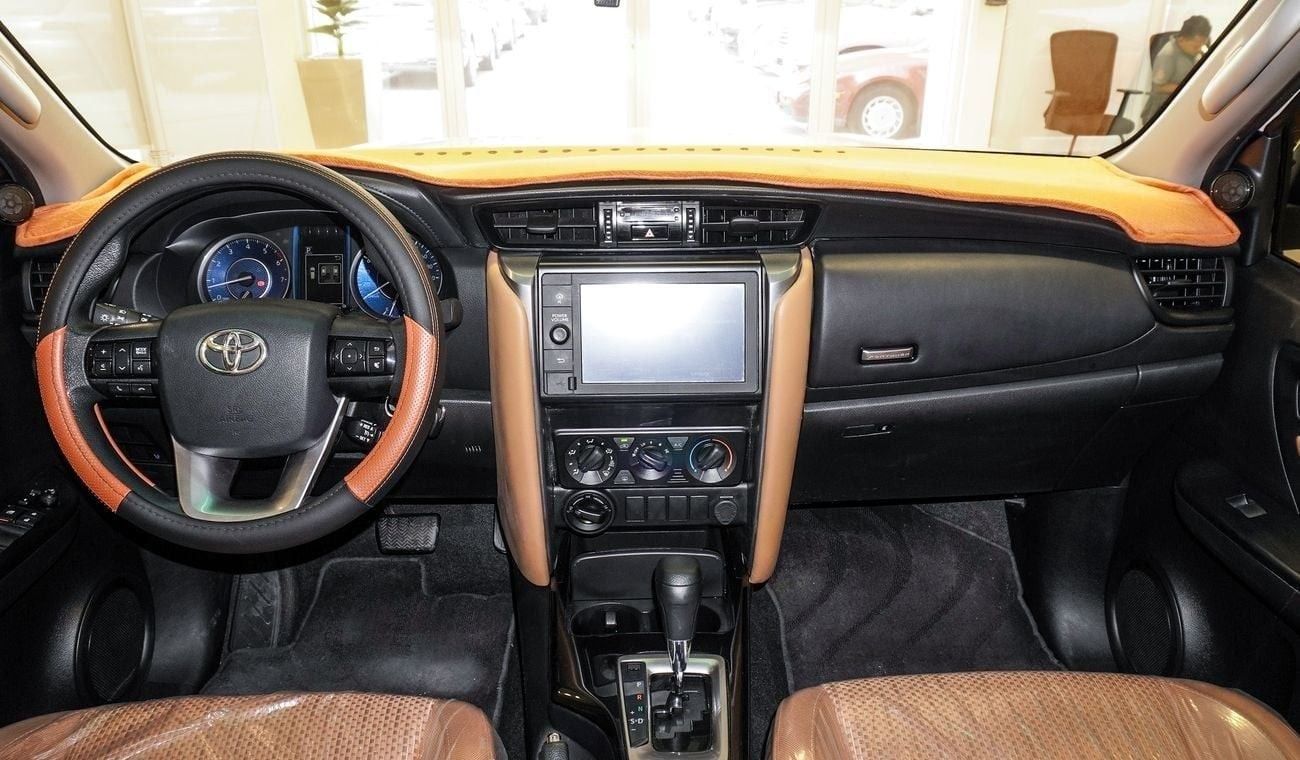 تويوتا فورتونر EXR