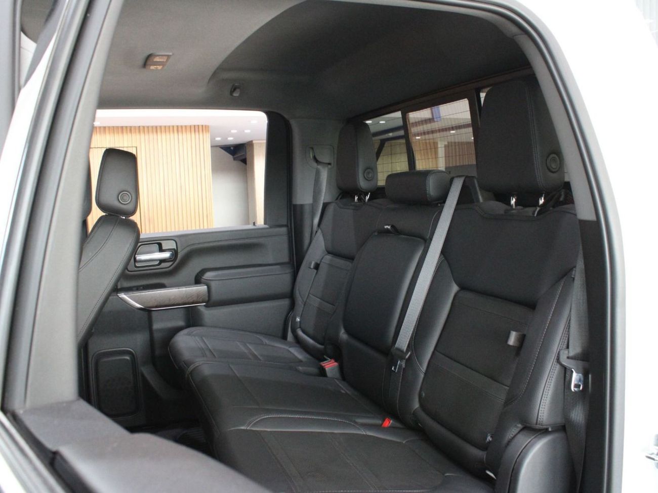 جي أم سي سييرا دينالي