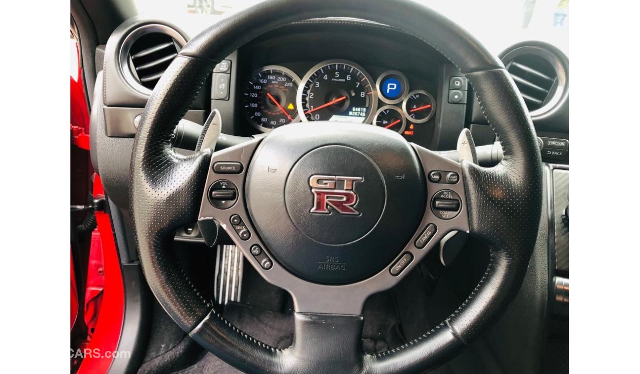 نيسان جي تي ار نيسان جى تى ار وارد كلين تايتل 2013 بحاله ممتازه