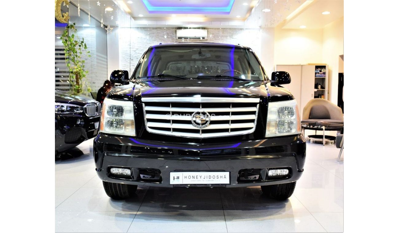 كاديلاك إسكالاد AMAZING Cadillac Escalade EXT 2004 Model! Black Color GCC Specs