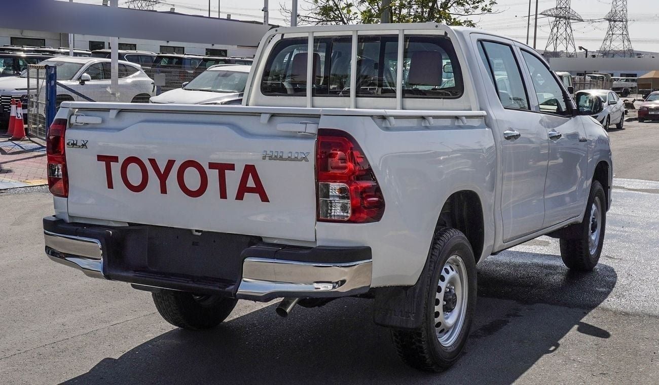 Toyota Hilux TOYOTA HILUX 2.4L Diesel D/C 4X4 M/T 2025 MODEL