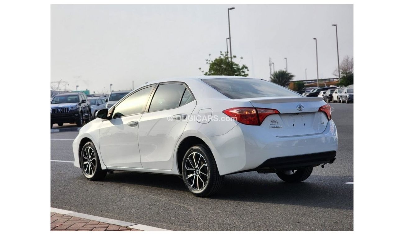 تويوتا كورولا SE