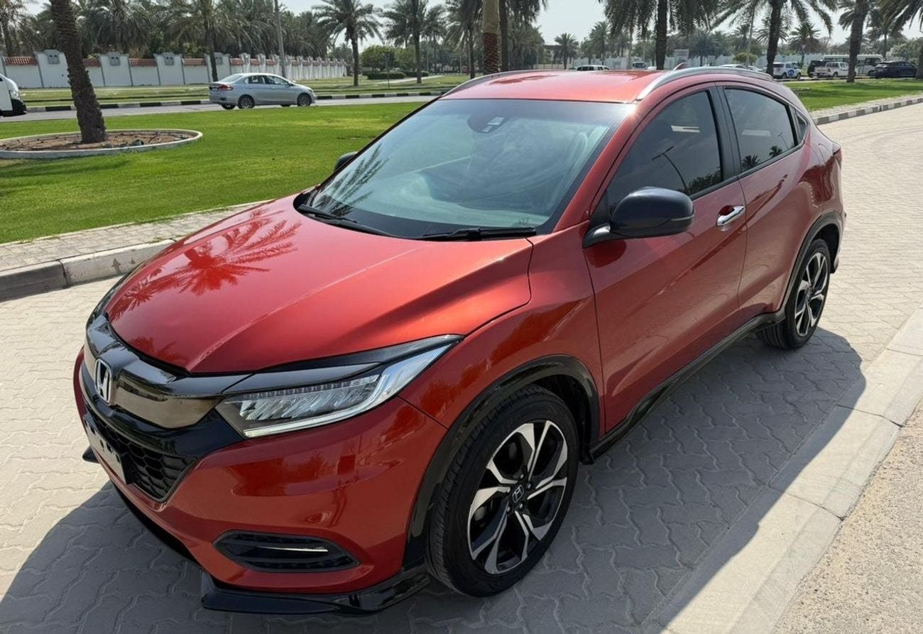 هوندا HRV HONDA HR-V ,FUEL PETROL ,ENGINE CAPACITY 1.8 LITER ,RIGHT HAND DRIVE