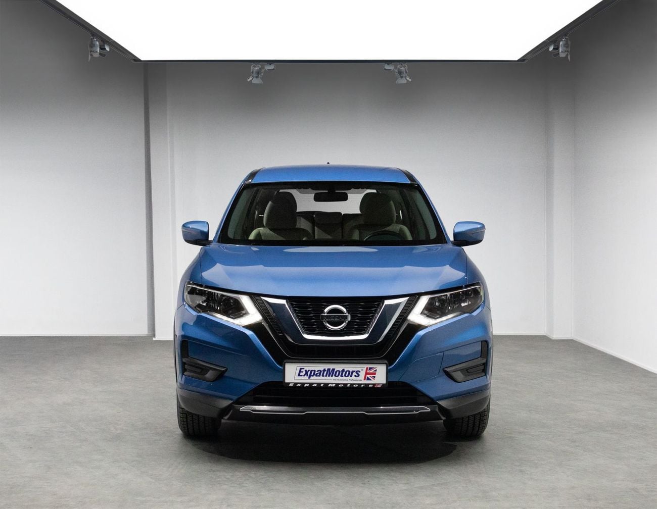 نيسان إكس تريل S 2.5L FWD (5 Seater)