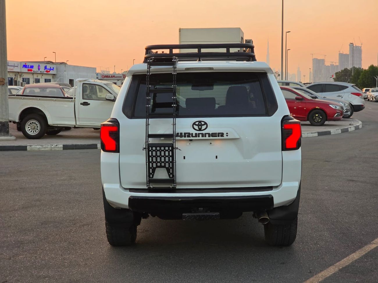 تويوتا Runner4 SR5 ( Perimum 360 Degree Camera)