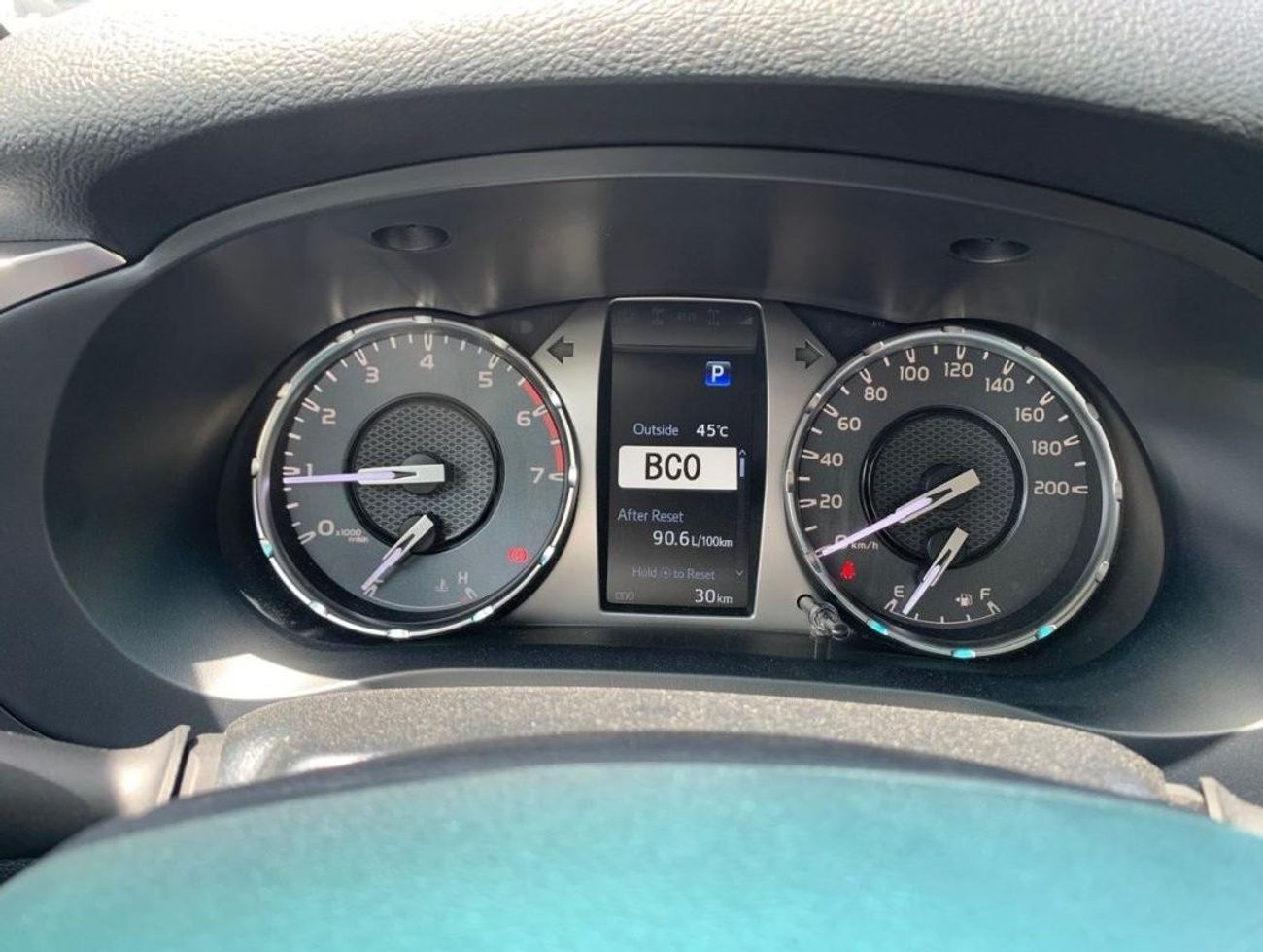 تويوتا هيلوكس 2025 TOYOTA HILUX VX 4.0L V6 NEW VARIENT