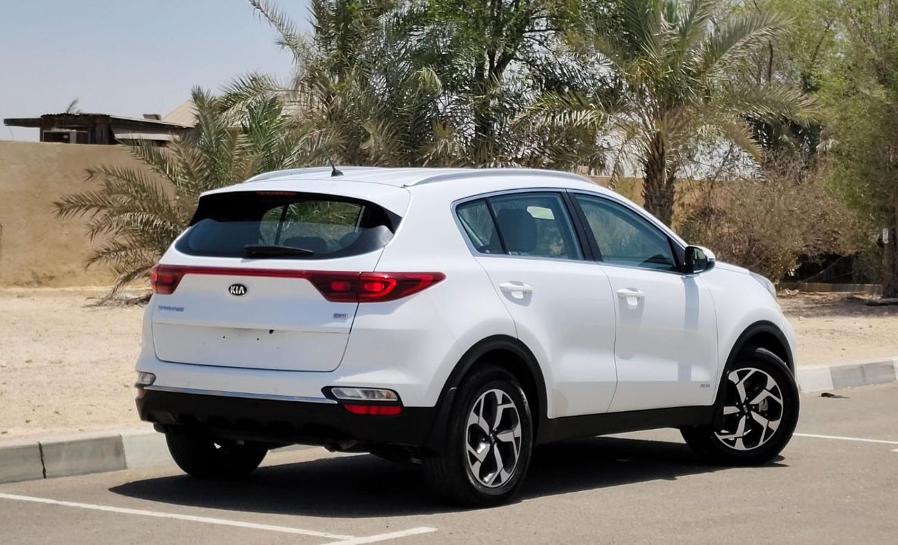 Kia Sportage LX Top 2.4L 790-Monthly l GCC l Cruise, Camera, GPS l Accident Free