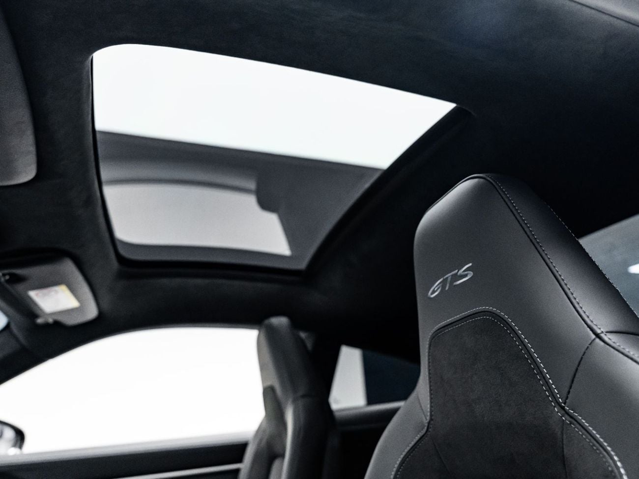 Porsche 911 SUMMER STARTS NOW | EXCLUSIVE DEAL BY BLACKLINE 2026 Porsche 911 Carrera 4 GTS, 2030 Porsche Warrant