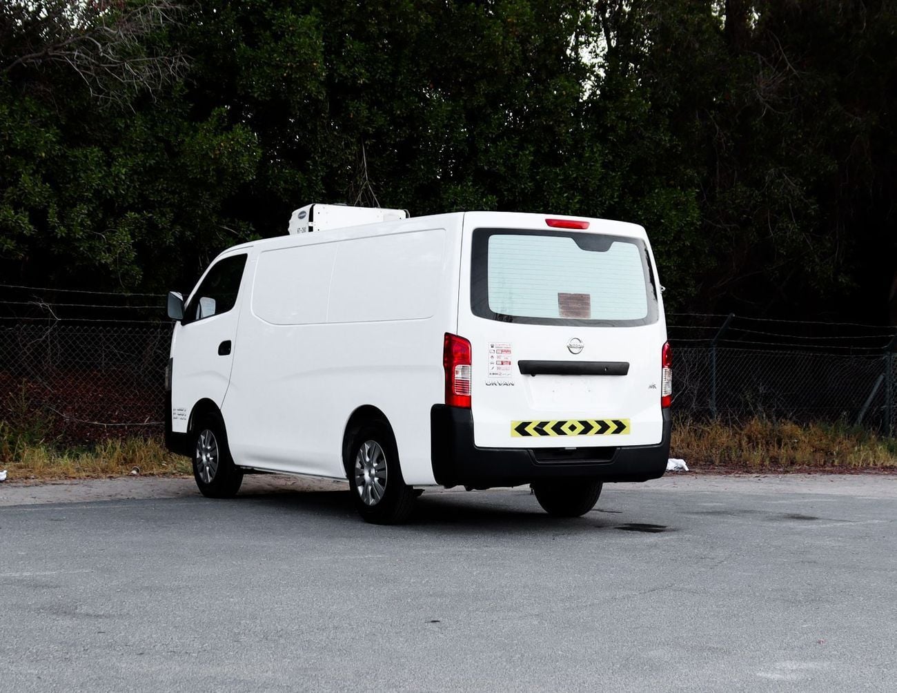 Nissan Urvan STD Nissan Urvan Van Chiller | 2.5 L | 2022 | GCC | Accident-Free | In Excellent Condition | 823 P.M