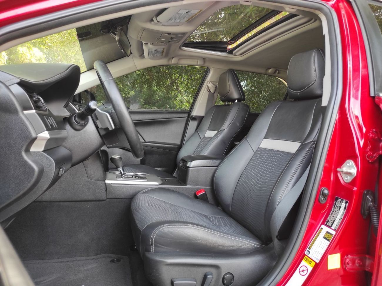 Toyota Camry GLX+ 2.5L Toyota Camry 2014 V4 2.5 Full options no1