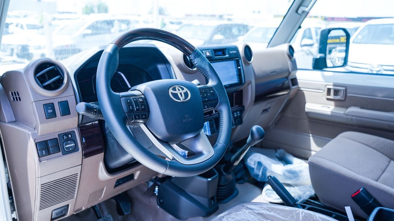 Toyota Land Cruiser Pick Up
