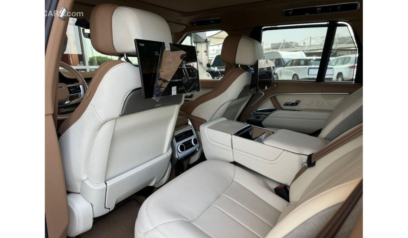 Land Rover Range Rover GCC SPEC UNDER WARRANTY AND SERVICE