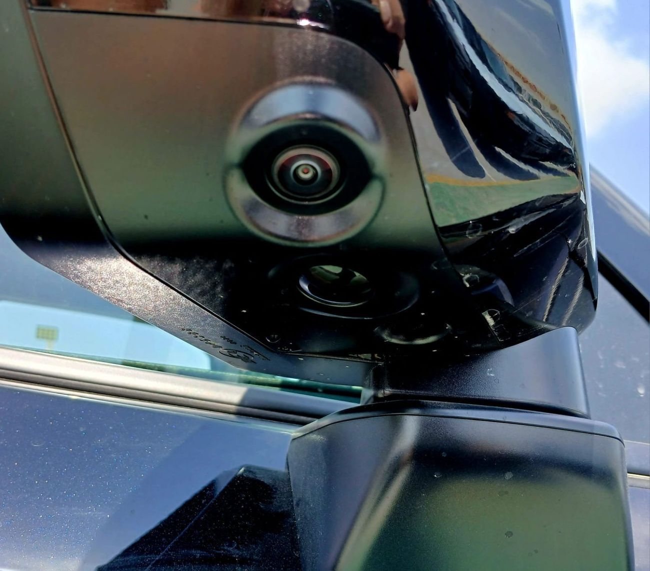 تويوتا برادو تويوتا برادو بنزين 2.4 لتر 2025 بريميوم