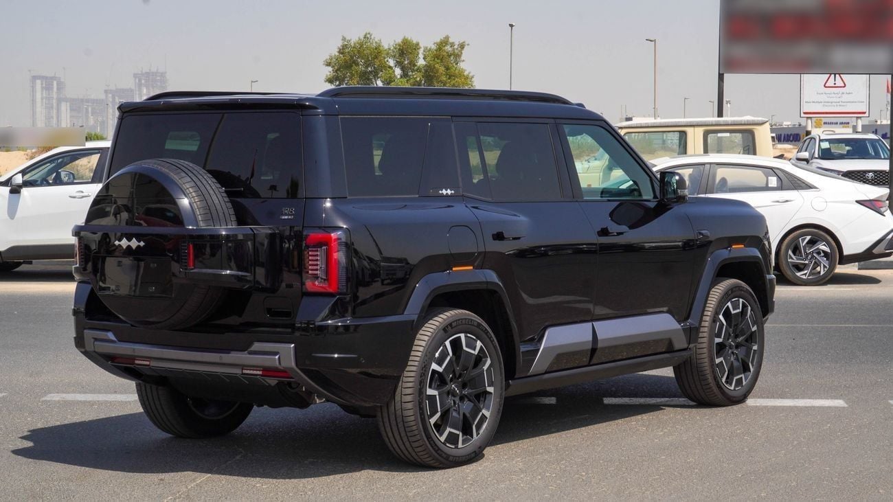 BYD Leopard 8 Brand New BYD Lepoard Ultra EV 2025 Export 4WD A/T|Black/Black|N-LEOP-UL5-EV-25|