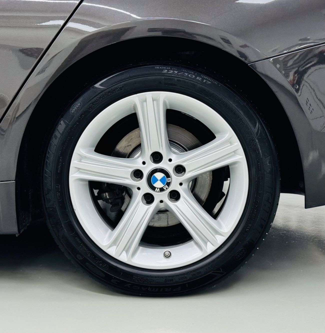 بي أم دبليو 420i Sport Line 2.0L