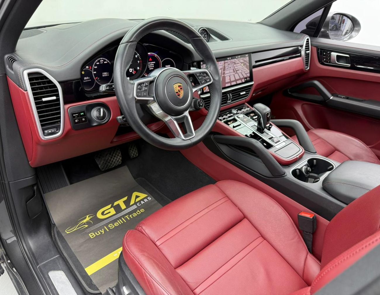 Porsche Cayenne Base 2019 Porsche Cayenne ,AL Nabooda Warranty ,Full Service History ,Excellent Condition ,Gcc