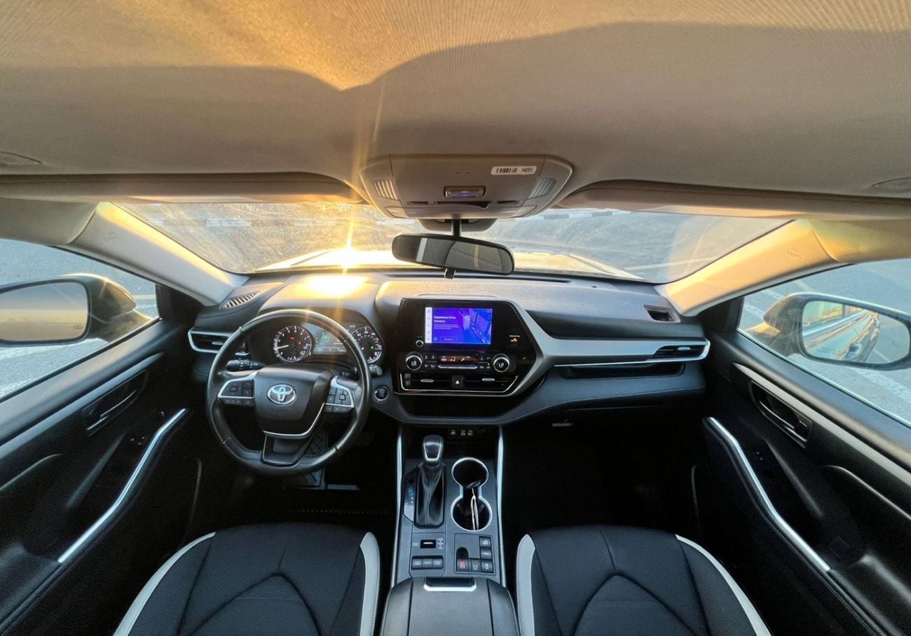 Toyota Highlander LE HEV 