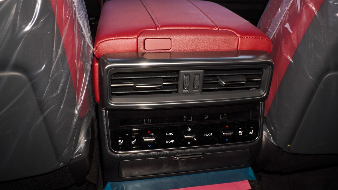 Lexus LX 700h 3.5L V6 Hybrid