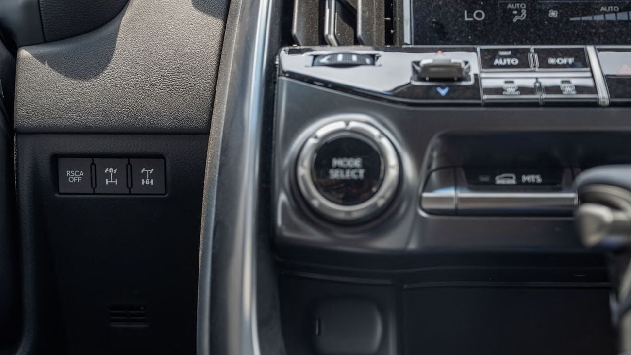 لكزس LX 600 LEXUS LX 600 OVERTRIAL 3.5L 2025