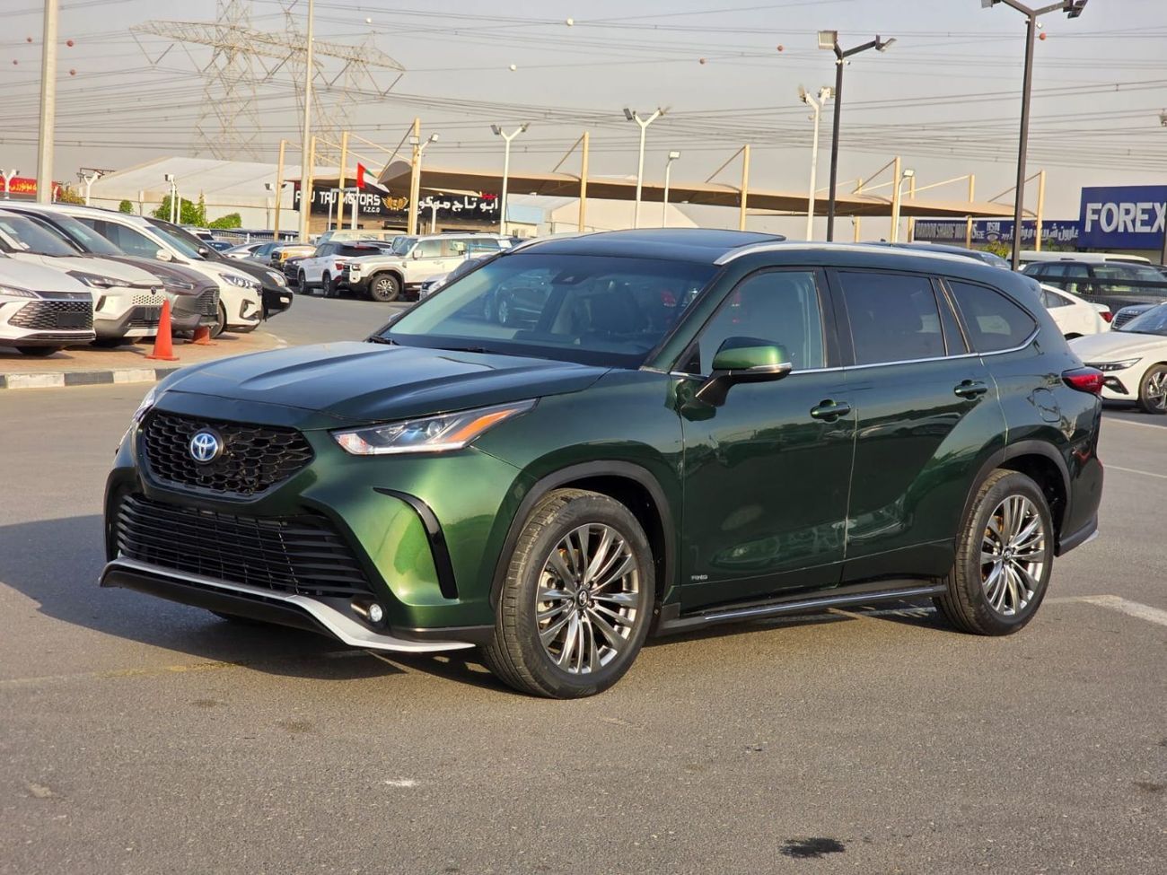 تويوتا هايلاندر 2.5L Hybrid XSE