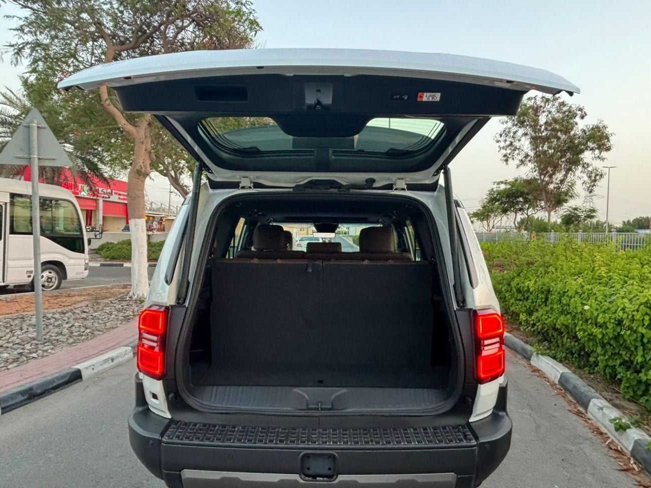 Toyota Prado ADVENTURE