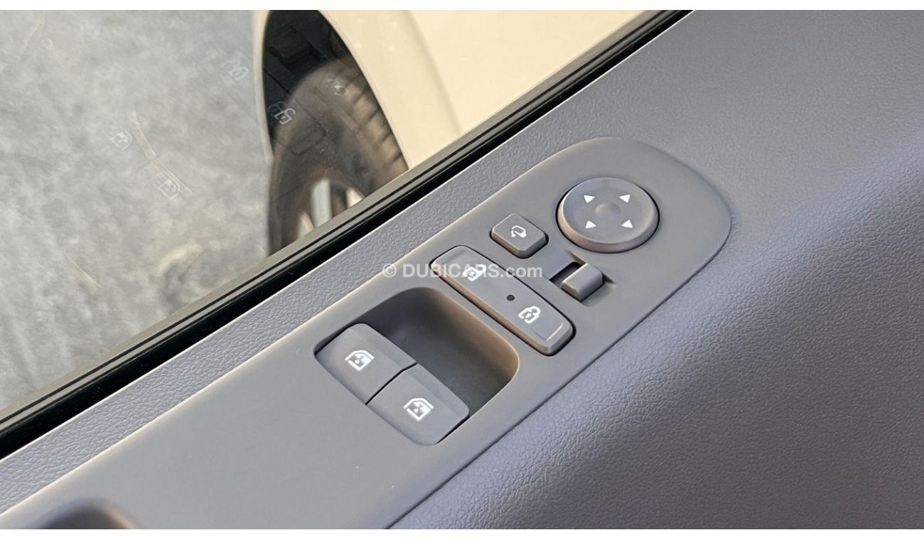 هيونداي ستاريا 7 Seats 3.5L 6 Cylinder GCC Brand New For Export