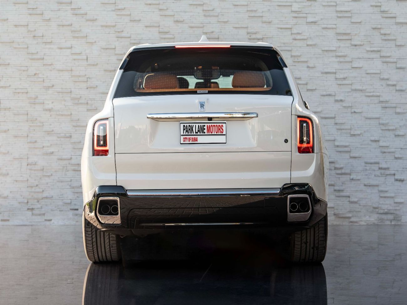 Rolls-Royce Cullinan Silver Badge