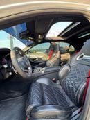 مرسيدس بنز C 63 AMG Std 4.0L (5 Seater)