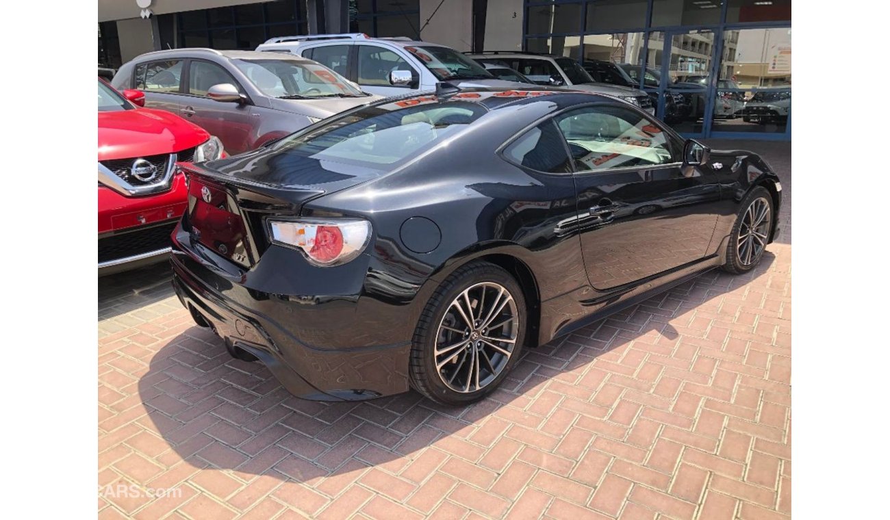 تويوتا 86 ONLY 910X60  MONTHLY 2016 TOYOTA 86 VT WITH ORIGINAL TRD EXCELLENT CONDITION UNLIMITED KM WARRANTY