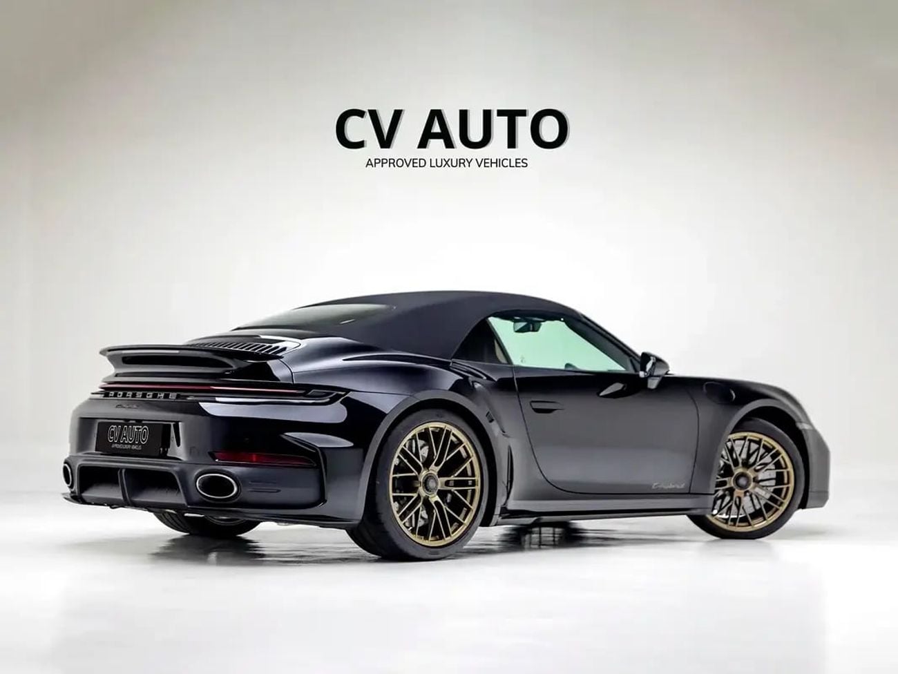 Porsche 911 TURBO S | Cabriolet | GCC | 701 HP | Dealer Warranty