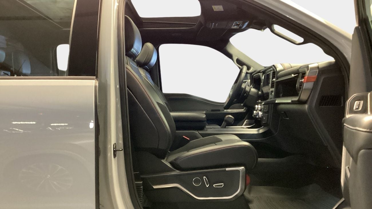 Ford F-150 RAPTOR SUPER CREW CAB | Guaranteed Warranty | 0 Down Payment