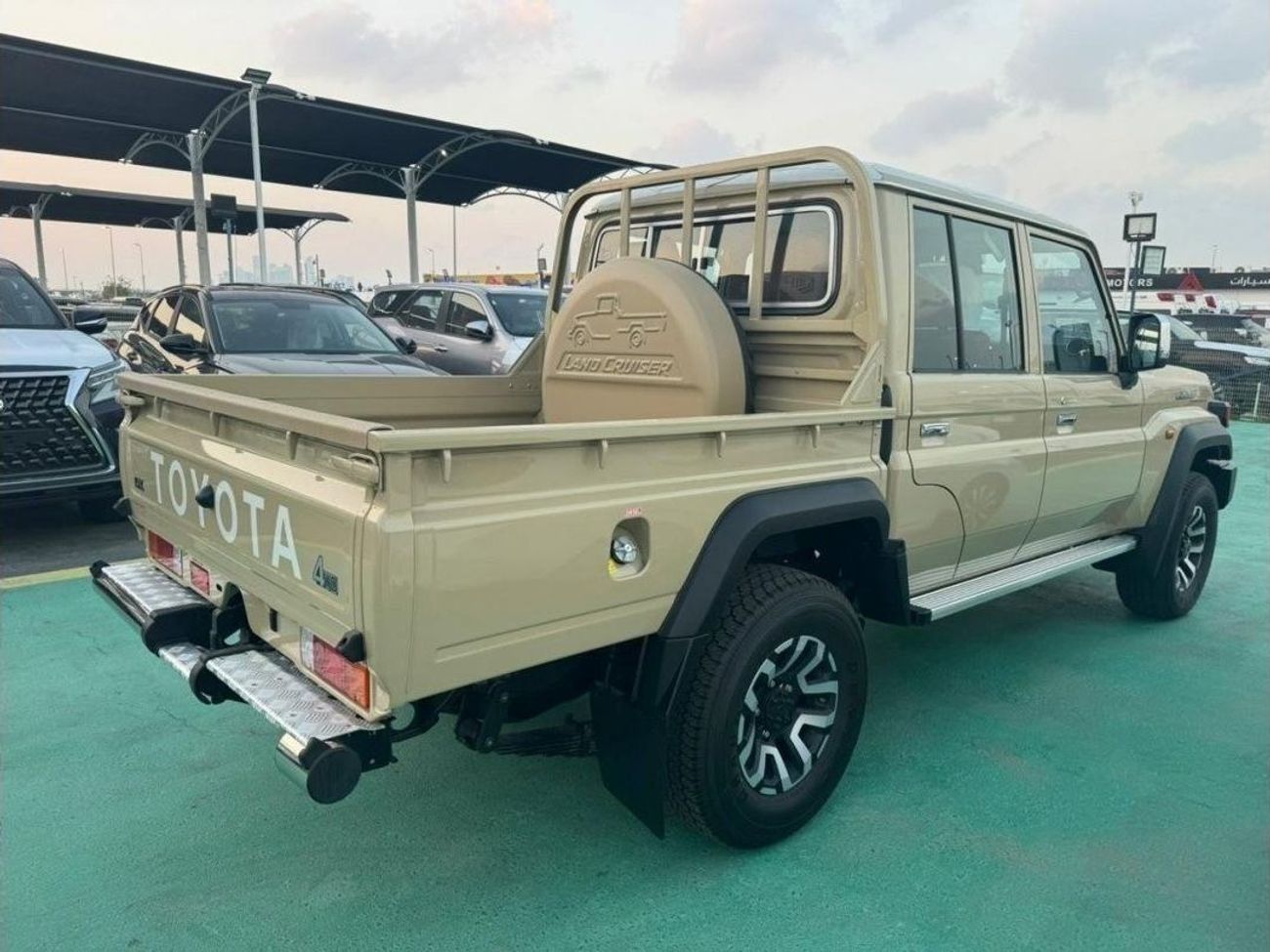 Toyota Land Cruiser Pick Up 2.8L DIESEL AUTOMATIC DOUBLE CABIN FULL OPTION 2024 GCC