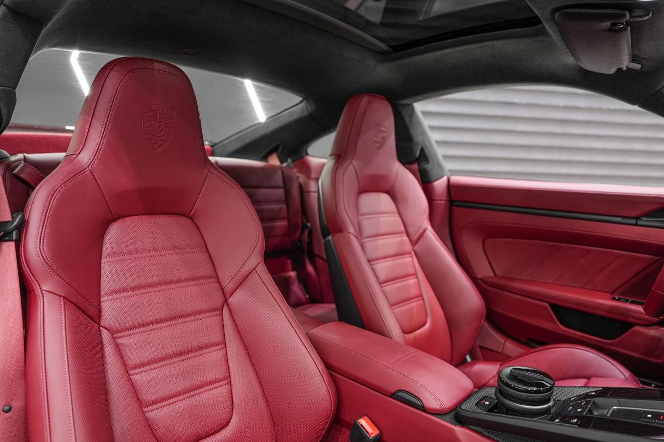 بورش 911 Carrera GTS 3.0L (450 HP) Coupe