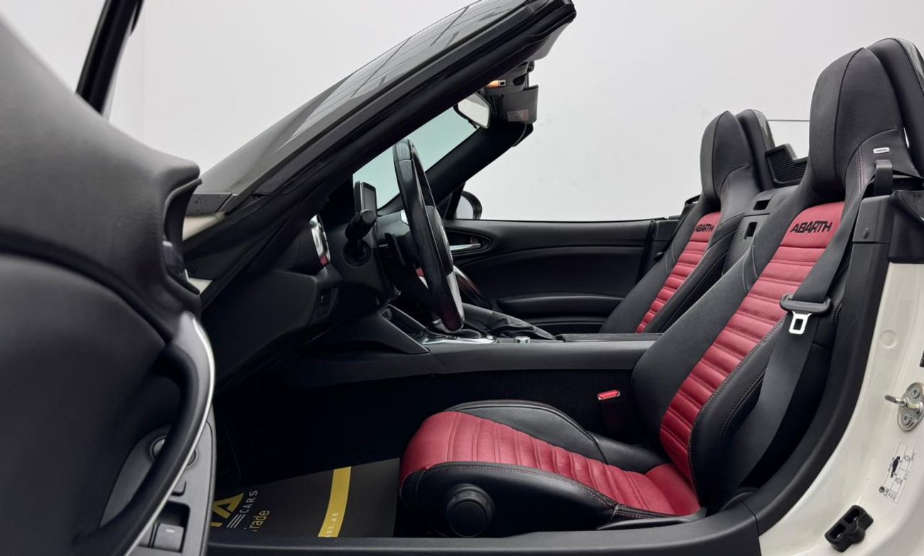 أبارث 124 سبائیدر 2018 Abarth 124 Spider, Service History, 1 Year Warranty, Excellent Condition, GCC
