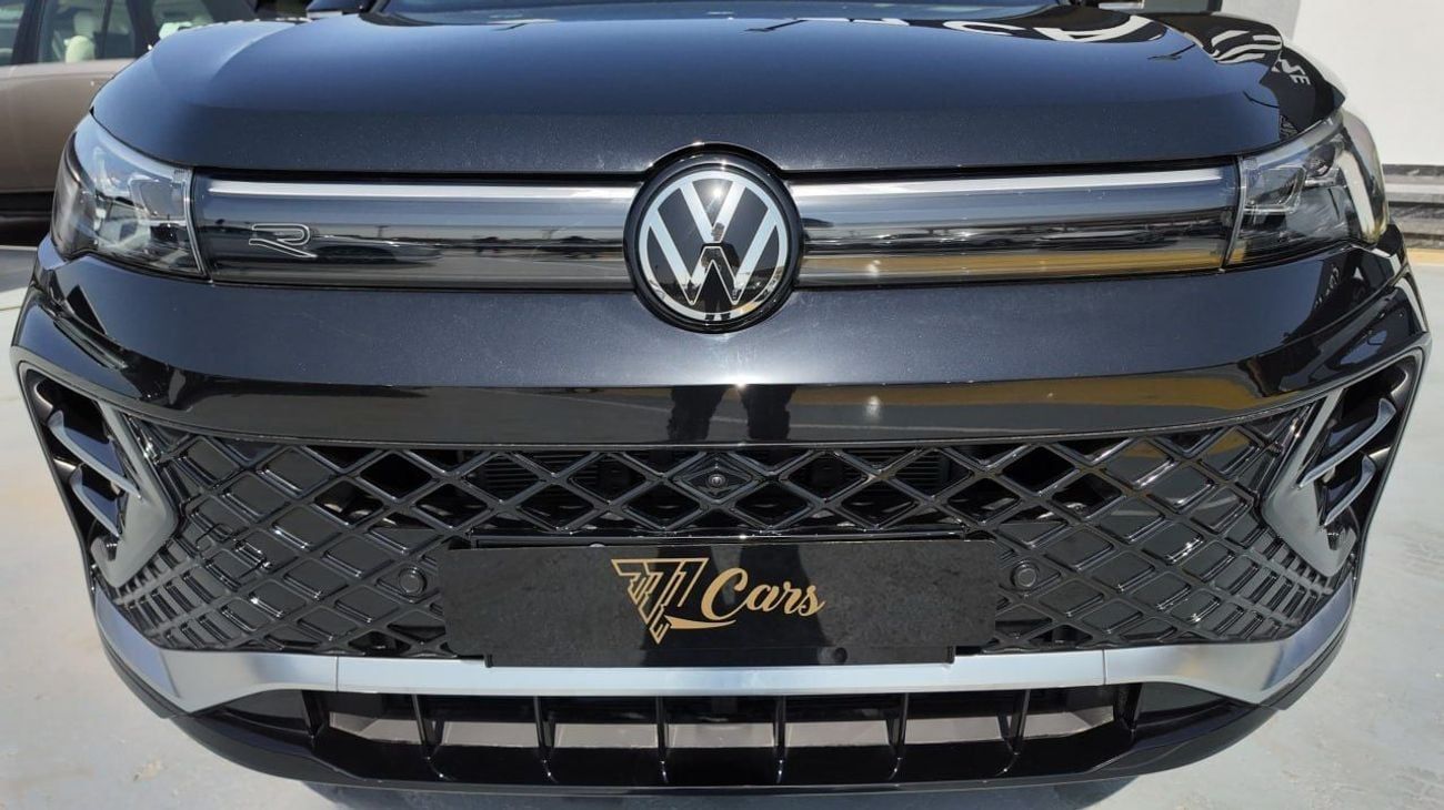 Volkswagen Tiguan VOLKSWAGEN TIGUAN  L PRO 330 TSI R-LINE SMART LEADING