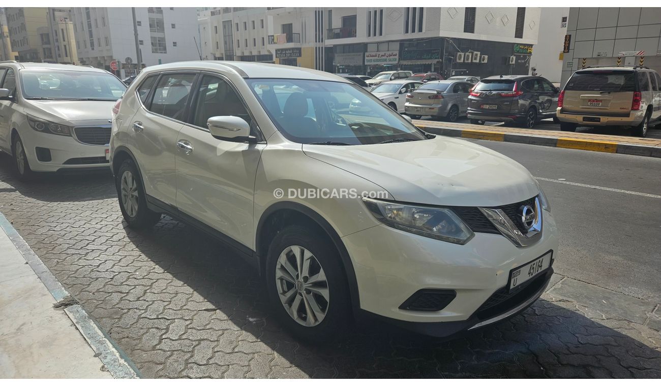 نيسان إكس تريل S