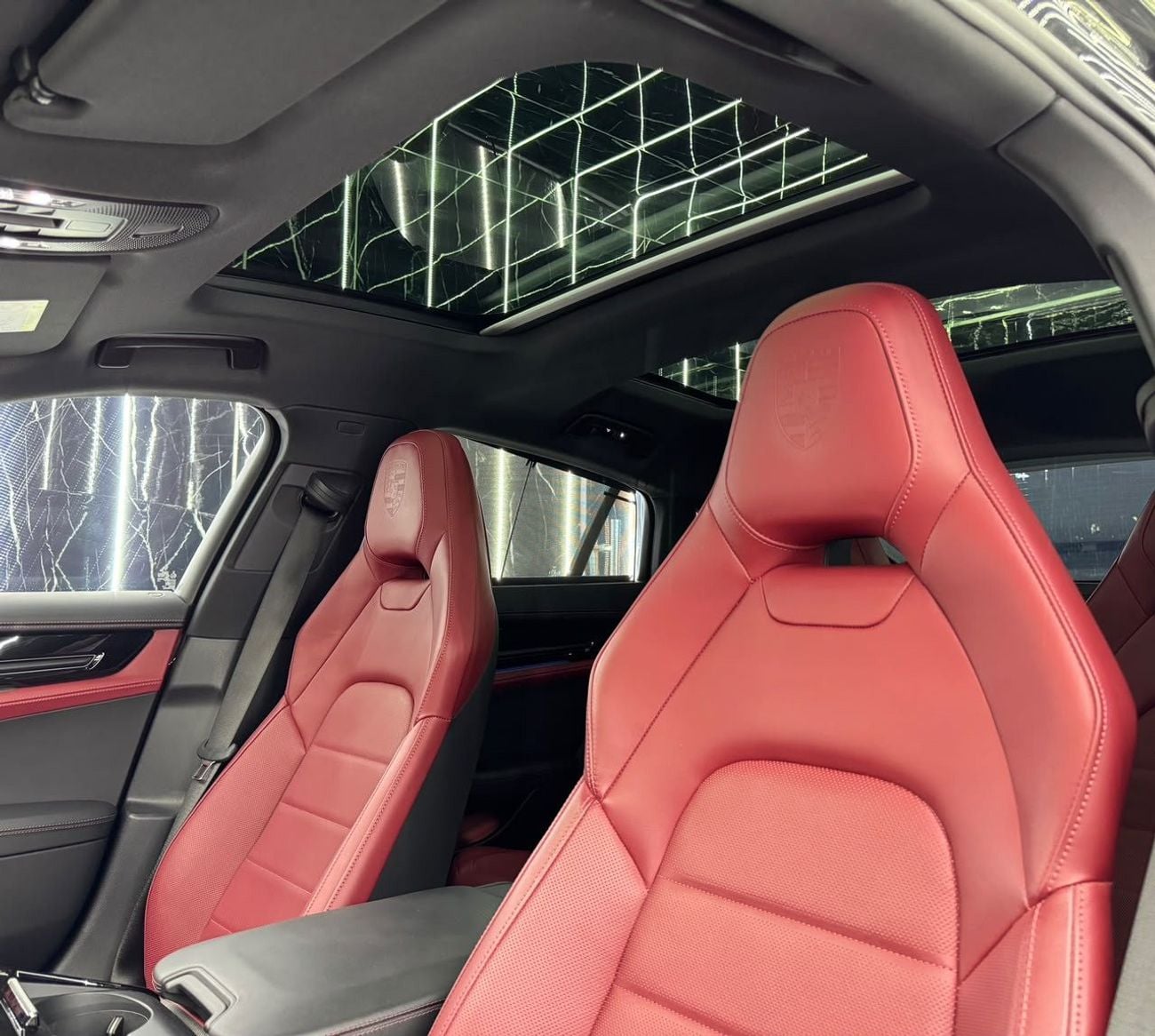 Porsche Panamera 4S E- HYBRID 2025 Porsche Panamera, 2029 Porsche Warranty, Just Been Serviced, Very Low